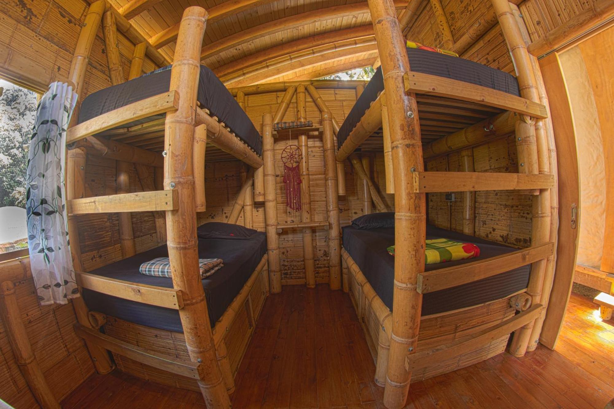 La Perla Negra - Black Pearl Eco Hostel San Rafael  Εξωτερικό φωτογραφία